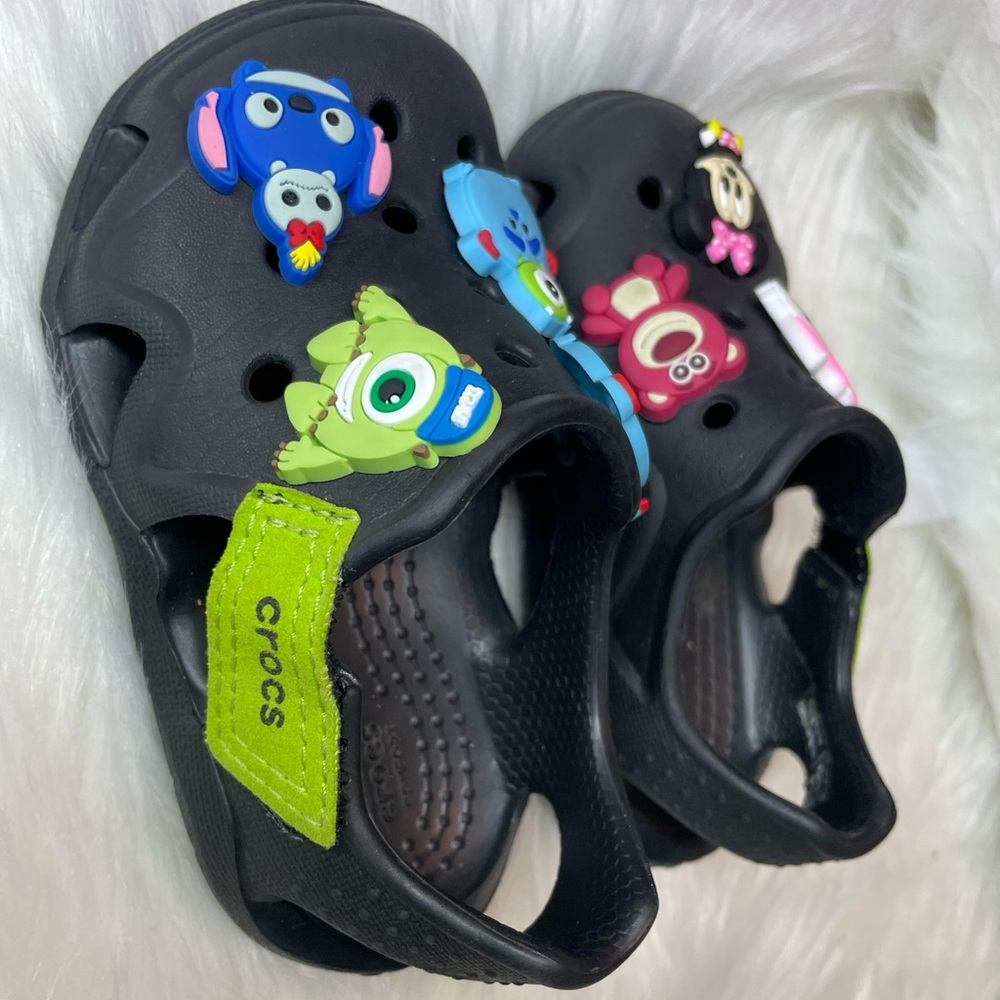 Baby Crocs Size 6c